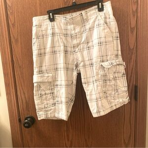 Men’s cargo shorts 34